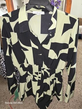 Sweet Rain Olive and Black Abstract Long Sleeve Women's Dress